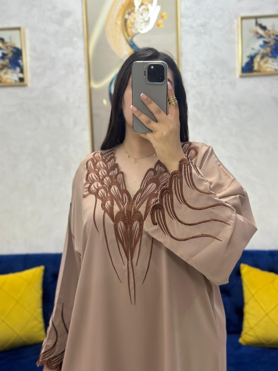 قفطان بالطرز الكوردون