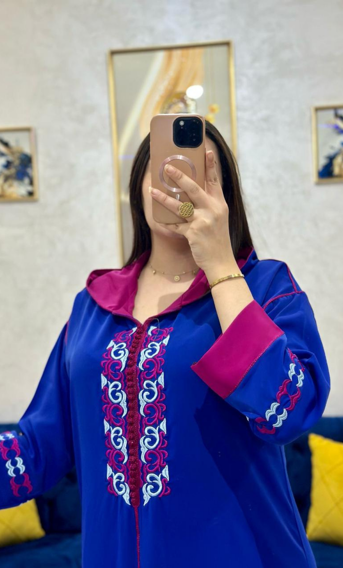 جلابة بالطرز الرباطي