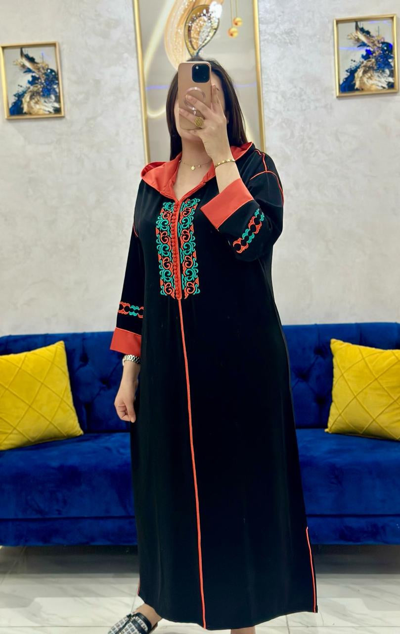 جلابة بالطرز الرباطي