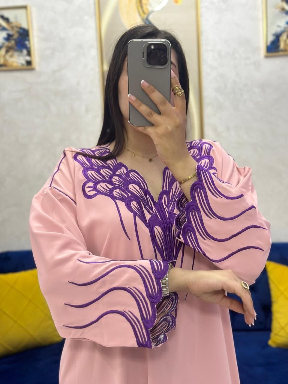 قفطان بالطرز الكوردون