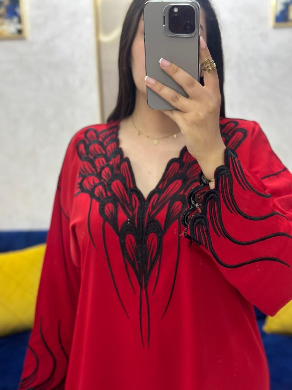 قفطان بالطرز الكوردون