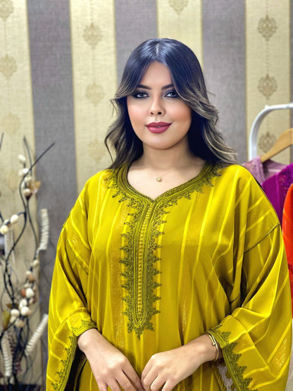 قفطان بالطرز الفاسي