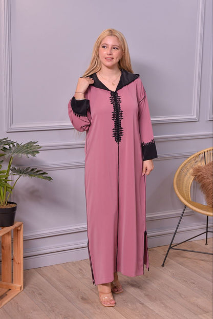 جلابة بطرزة التاج