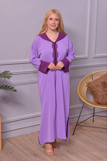 جلابة بطرزة التاج