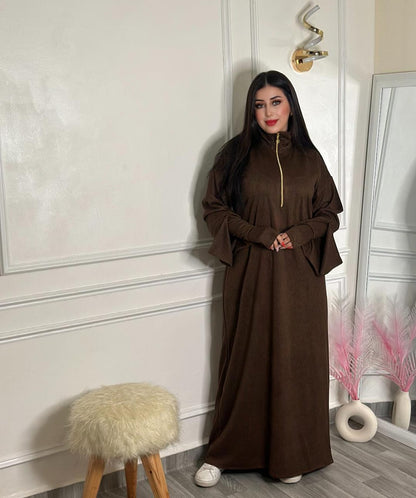 فستان مع قفازات